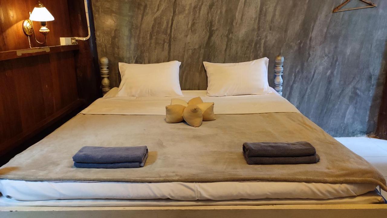 Kwanlah Homestay Mae Chaem Zewnętrze zdjęcie