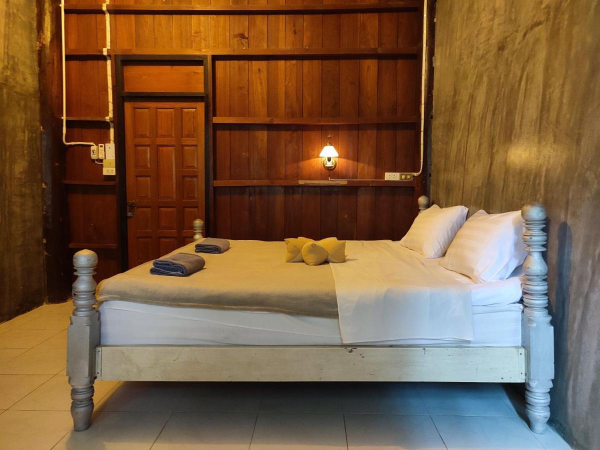 Kwanlah Homestay Mae Chaem Zewnętrze zdjęcie