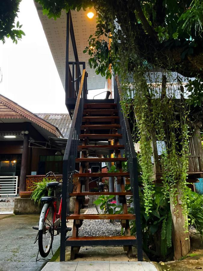 Kwanlah Homestay Mae Chaem Zewnętrze zdjęcie